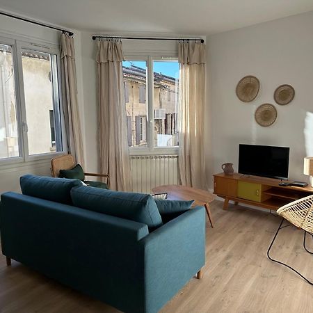 Charmant Appartement 3 Chambres Et Terrasse Eyragues Екстериор снимка